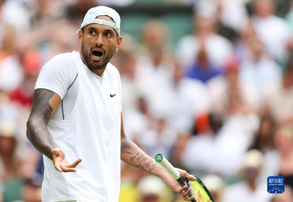 胶着时的中 胶着时的中