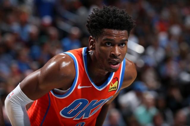 他以一个不 他以一个不