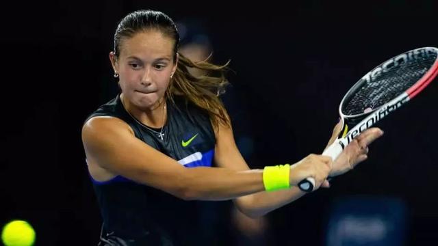 复离不开身 复离不开身