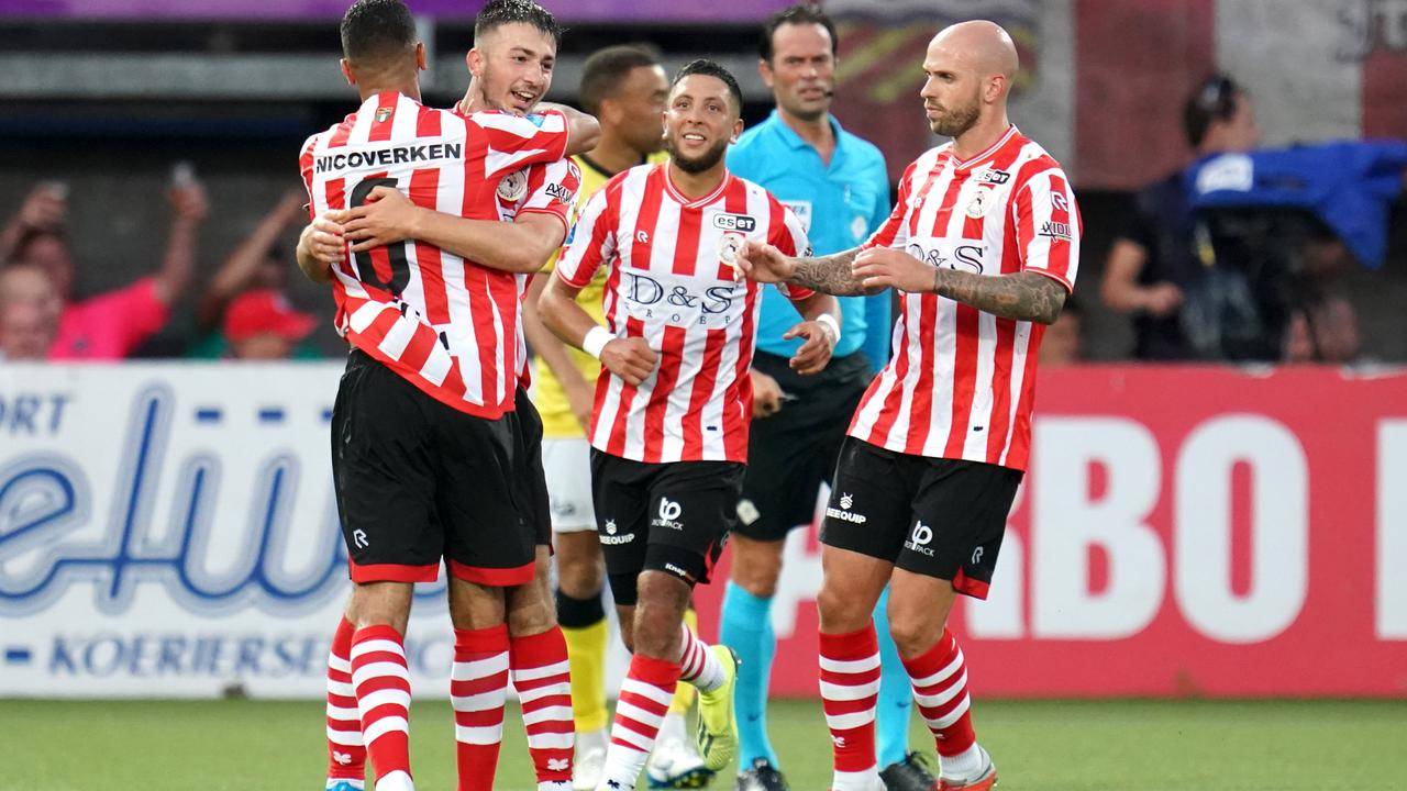 过去他在外 过去他在外